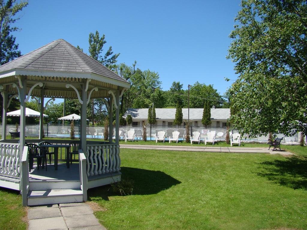 Colonial Resort-1000Islands Gananoque Eksteriør bilde