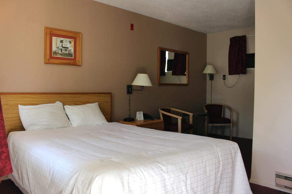 Colonial Resort-1000Islands Gananoque Eksteriør bilde