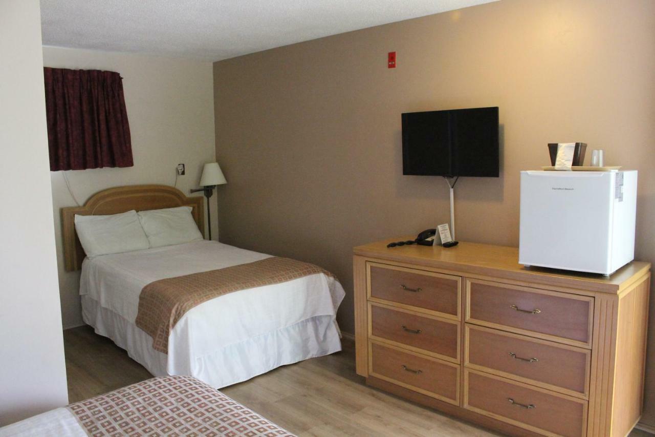 Colonial Resort-1000Islands Gananoque Eksteriør bilde