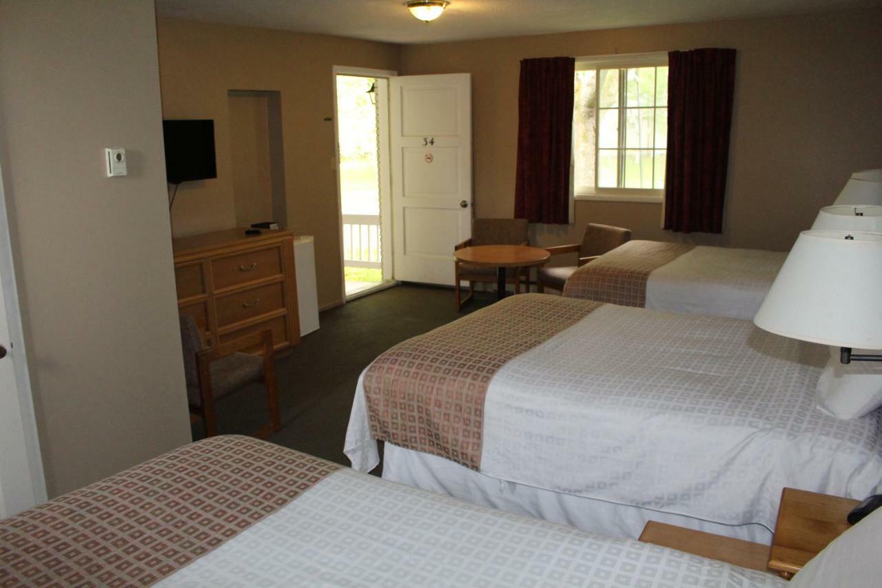 Colonial Resort-1000Islands Gananoque Eksteriør bilde